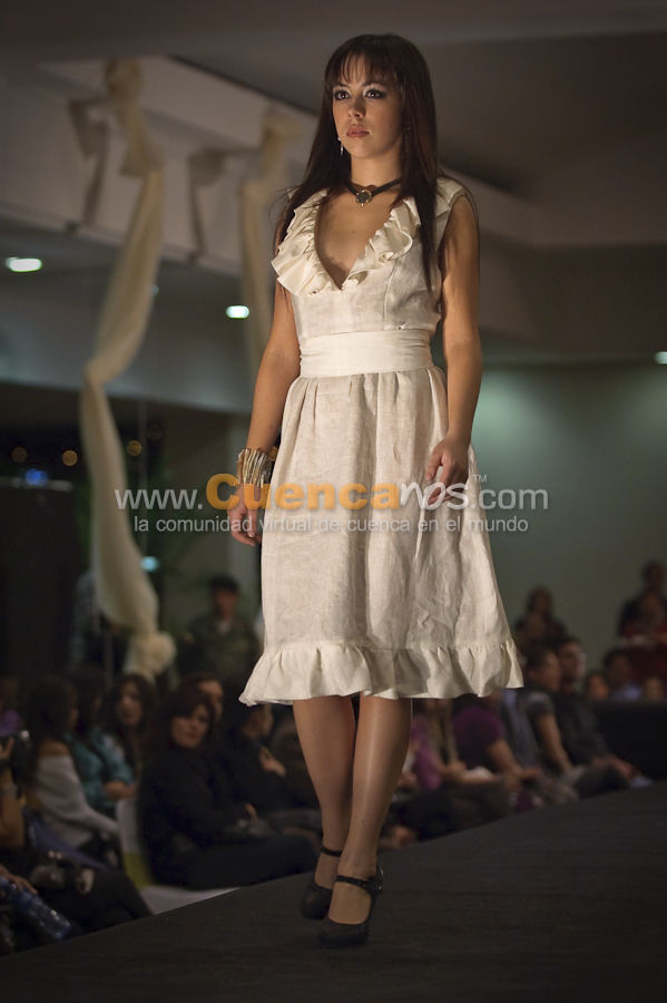 Magia Ayuda Desfile de Modas Virreina 2010