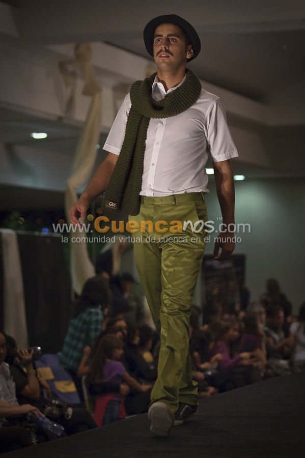 Magia Ayuda Desfile de Modas Virreina 2010