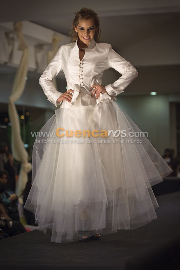Magia Ayuda Desfile de Modas Virreina 2010