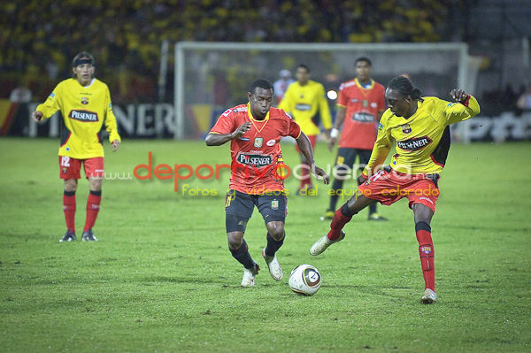 Deportivo Cuenca vs Barcelona 28 de Abril del 2010