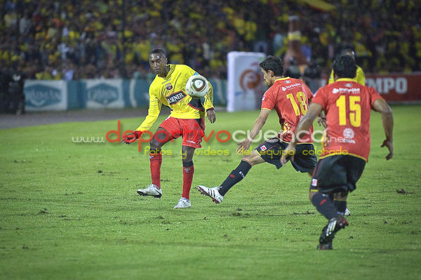 Deportivo Cuenca vs Barcelona 28 de Abril del 2010