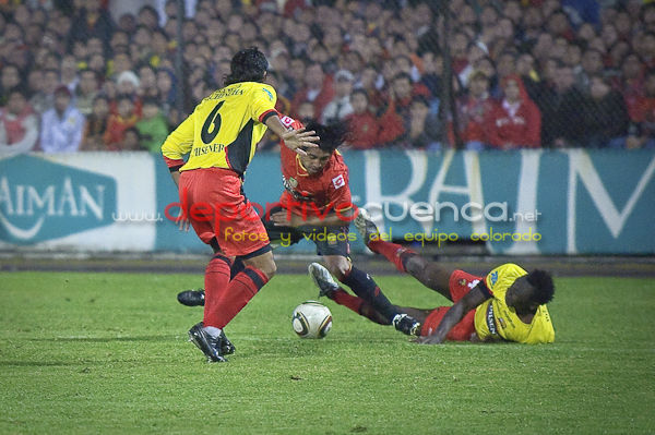 Deportivo Cuenca vs Barcelona 28 de Abril del 2010
