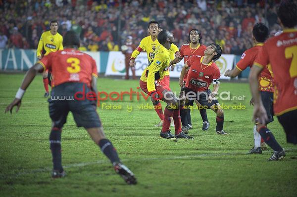 Deportivo Cuenca vs Barcelona 28 de Abril del 2010