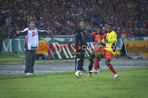 Deportivo Cuenca vs Barcelona 28 de Abril del 2010