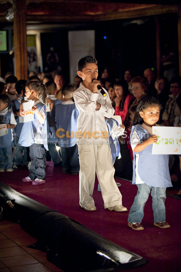 Con Ternura a Mamá en beneficio de Fundepro