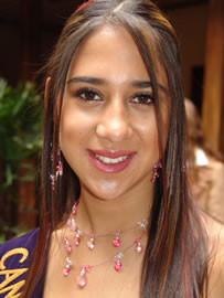 Silvia Vélez candidata a Reina de Cuenca 2004