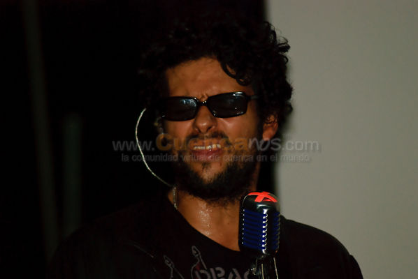 Robi Draco Rosa