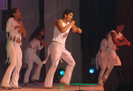 Coreografía grupo Visú invitados a la Elección