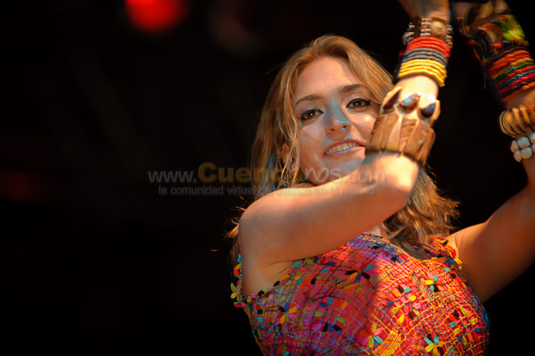 Mirella Cesa en Amigos de Mi Pais junto a Tercer Mundo