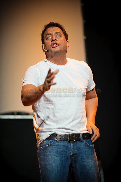 Daniel Sarcos en Mi vida no es tan Sensacional