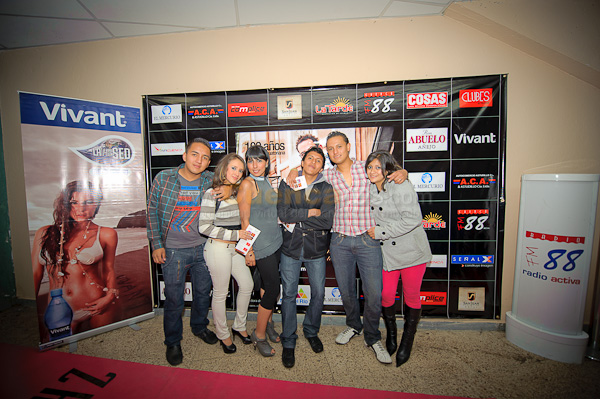 Alfombra Roja concierto Con toda el Alma