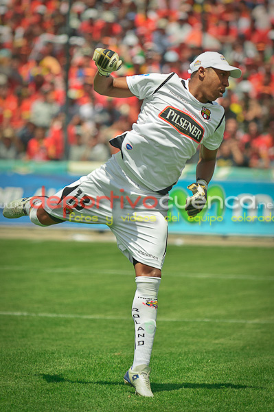 Deportivo Cuenca vs Barcelona 27 de Febrero del 2011