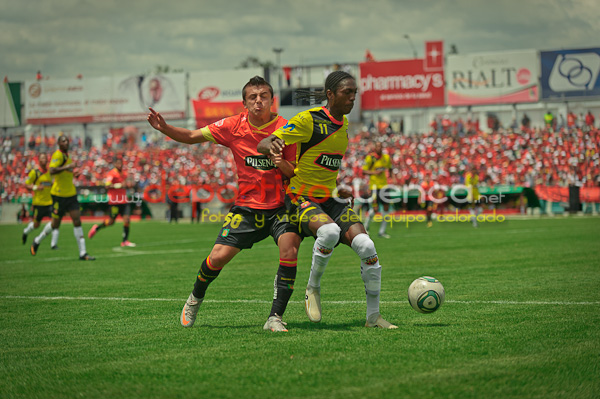 Deportivo Cuenca vs Barcelona 27 de Febrero del 2011