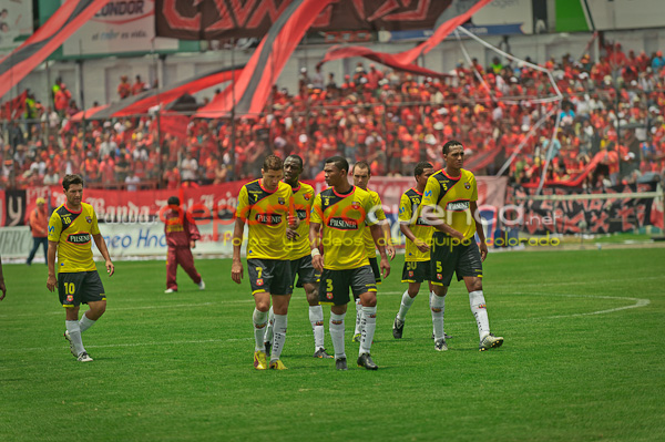Deportivo Cuenca vs Barcelona 27 de Febrero del 2011