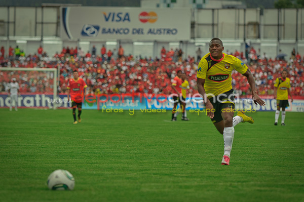 Deportivo Cuenca vs Barcelona 27 de Febrero del 2011