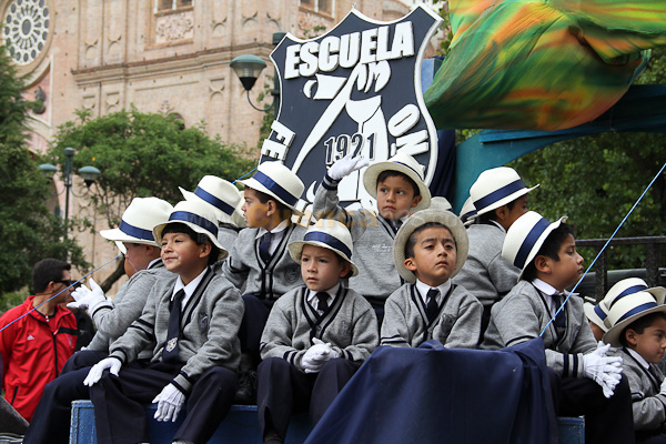 Escuela Federico Proaño 90 Años