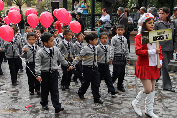 Escuela Federico Proaño 90 Años