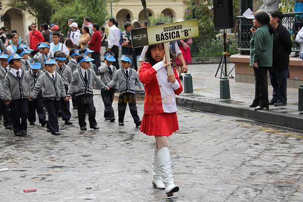 Escuela Federico Proaño 90 Años