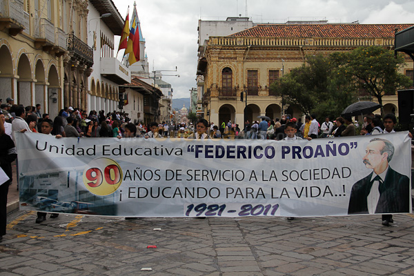 Escuela Federico Proaño 90 Años