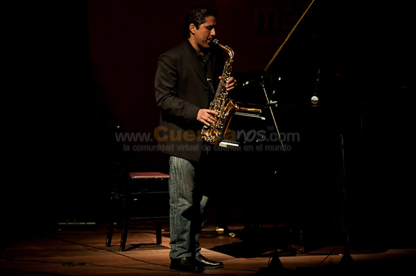 Concierto por los 2 Años de Excelencia Radio