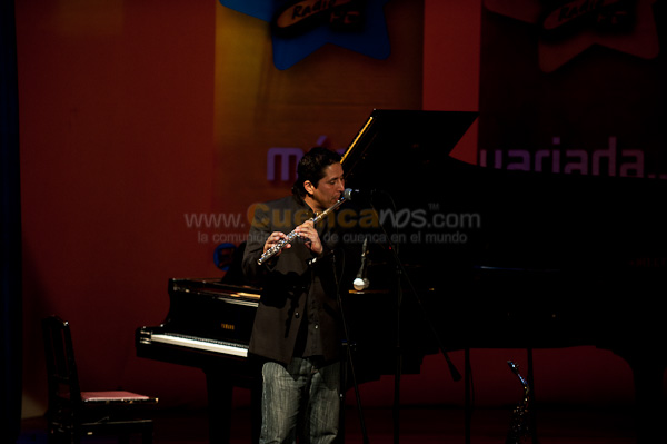 Concierto por los 2 Años de Excelencia Radio