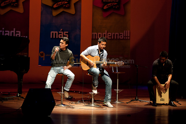 Concierto por los 2 Años de Excelencia Radio