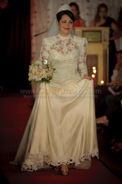 Desfile de Trajes de Novia 2011 del Club Rotario de Cuenca