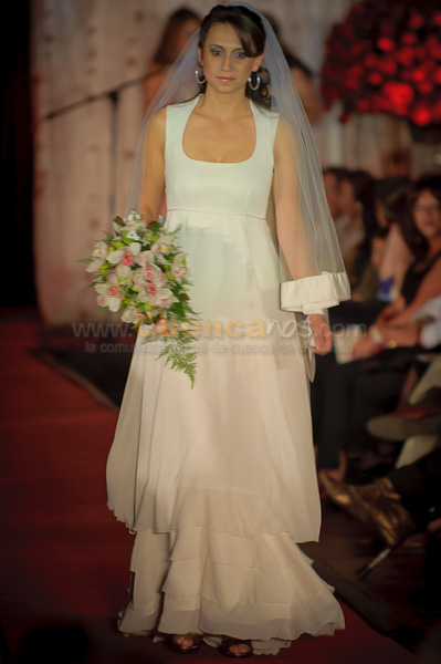 Desfile de Trajes de Novia 2011 del Club Rotario de Cuenca
