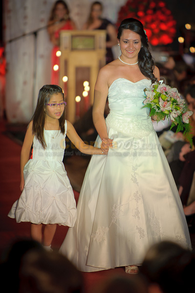 Desfile de Trajes de Novia 2011 del Club Rotario de Cuenca