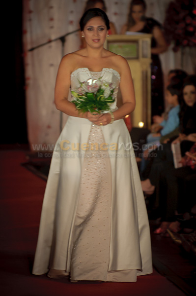 Desfile de Trajes de Novia 2011 del Club Rotario de Cuenca