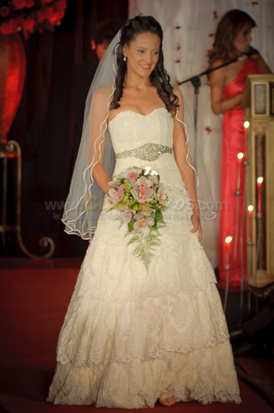 Desfile de Trajes de Novia 2011 del Club Rotario de Cuenca