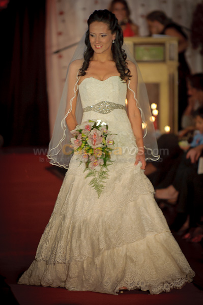 Desfile de Trajes de Novia 2011 del Club Rotario de Cuenca