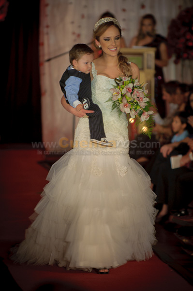 Desfile de Trajes de Novia 2011 del Club Rotario de Cuenca