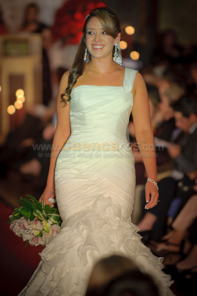 Desfile de Trajes de Novia 2011 del Club Rotario de Cuenca