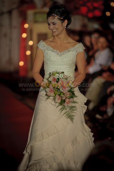 Desfile de Trajes de Novia 2011 del Club Rotario de Cuenca