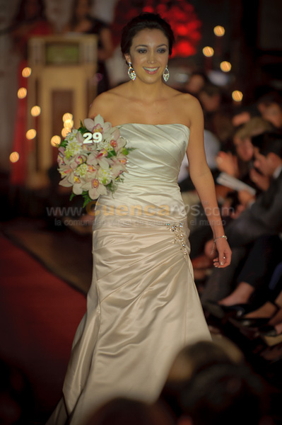 Desfile de Trajes de Novia 2011 del Club Rotario de Cuenca