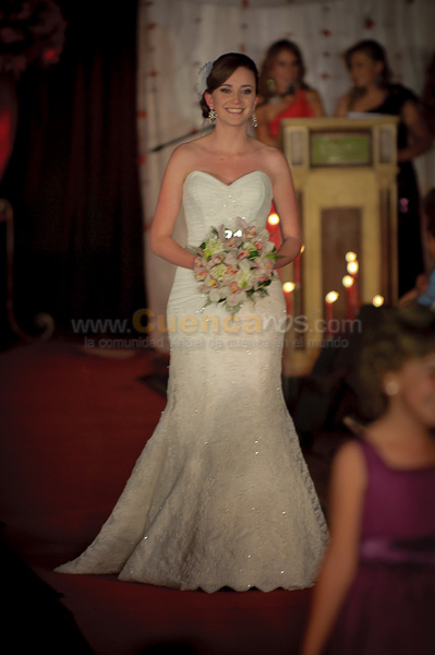 Desfile de Trajes de Novia 2011 del Club Rotario de Cuenca