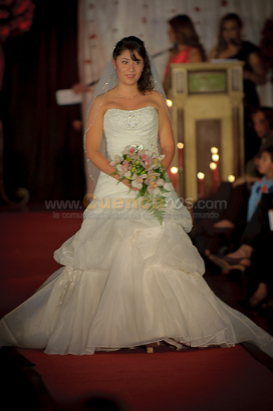 Desfile de Trajes de Novia 2011 del Club Rotario de Cuenca