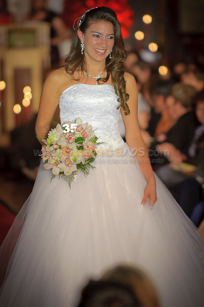Desfile de Trajes de Novia 2011 del Club Rotario de Cuenca