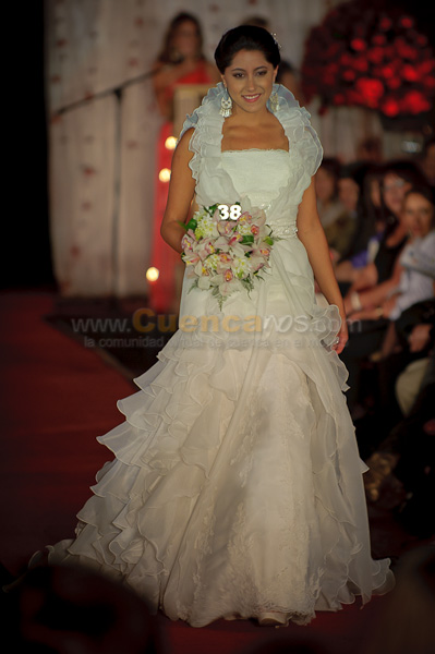 Desfile de Trajes de Novia 2011 del Club Rotario de Cuenca