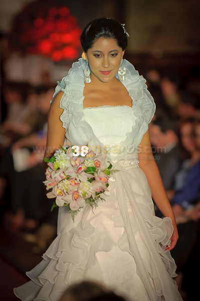 Desfile de Trajes de Novia 2011 del Club Rotario de Cuenca