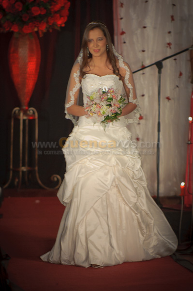 Desfile de Trajes de Novia 2011 del Club Rotario de Cuenca