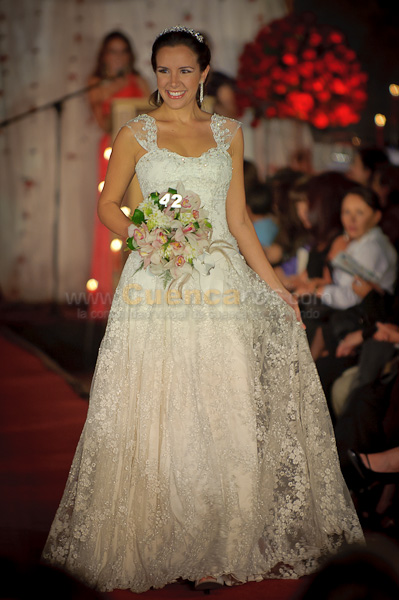 Desfile de Trajes de Novia 2011 del Club Rotario de Cuenca