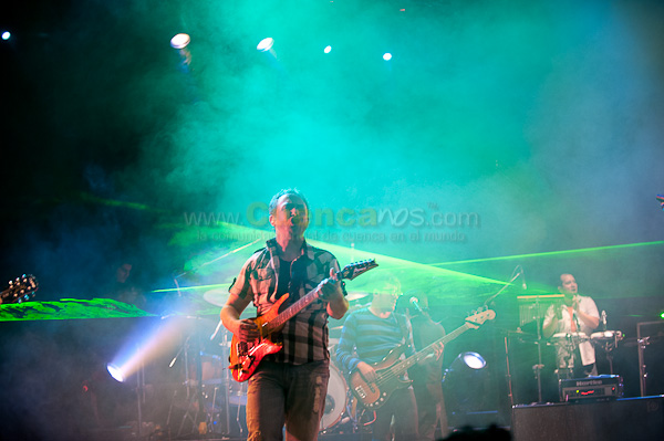 Lazamiento de Disco de Radio Fantasma