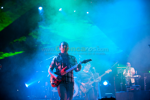 Lazamiento de Disco de Radio Fantasma