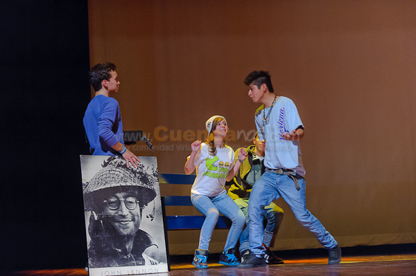 Obra de Teatro Los Coleccionistas por Los Andes