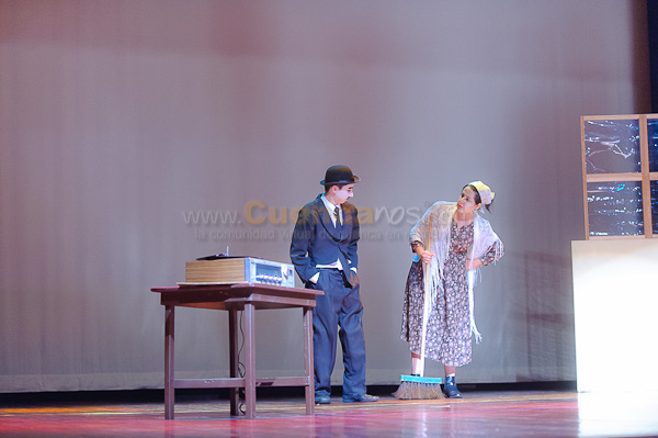 Obra de Teatro Los Coleccionistas por Los Andes