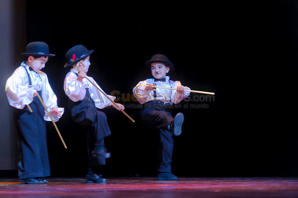 Obra de Teatro Los Coleccionistas por Los Andes