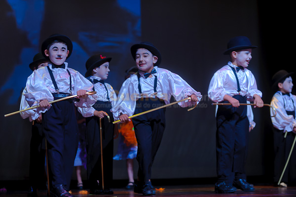 Obra de Teatro Los Coleccionistas por Los Andes