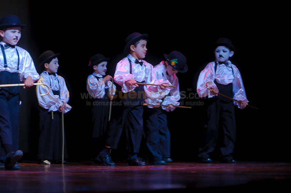 Obra de Teatro Los Coleccionistas por Los Andes